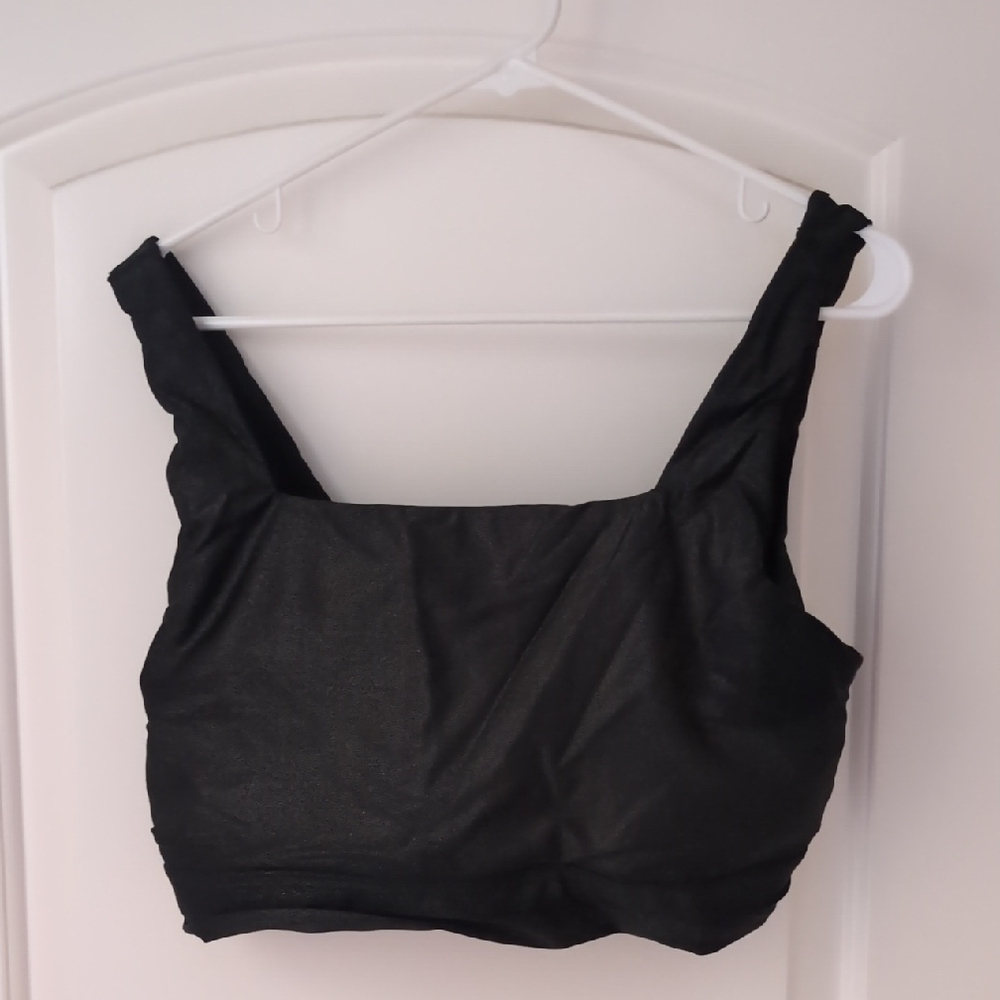 CALIA by Carrie Underwood Black Crop Top